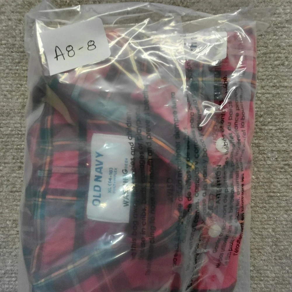 Old Navy Boys XL 14/16 Red Tartan Built-In Flex Flannel Utility Pocket Shirt NEW
